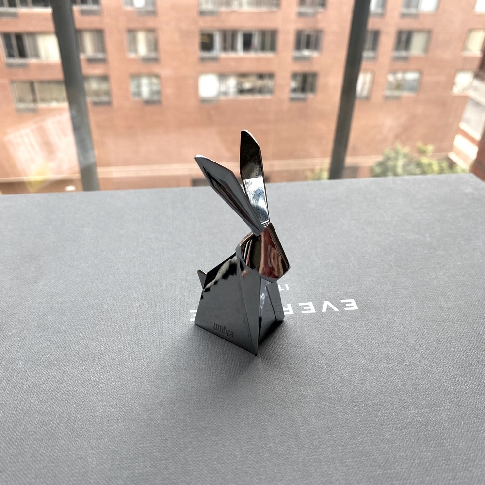 Umbra Bunny ring holder
